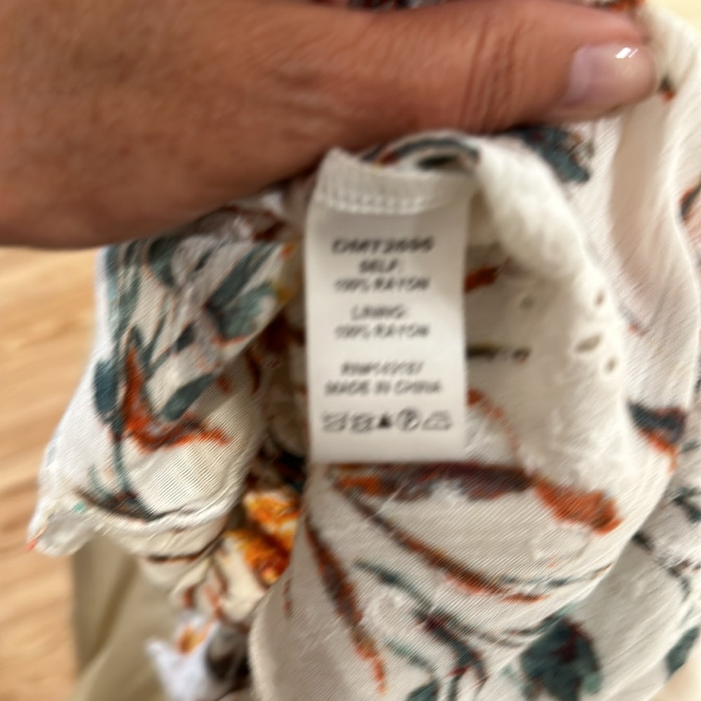 Flowered blouse cold shoulder - Picture 7 of 7